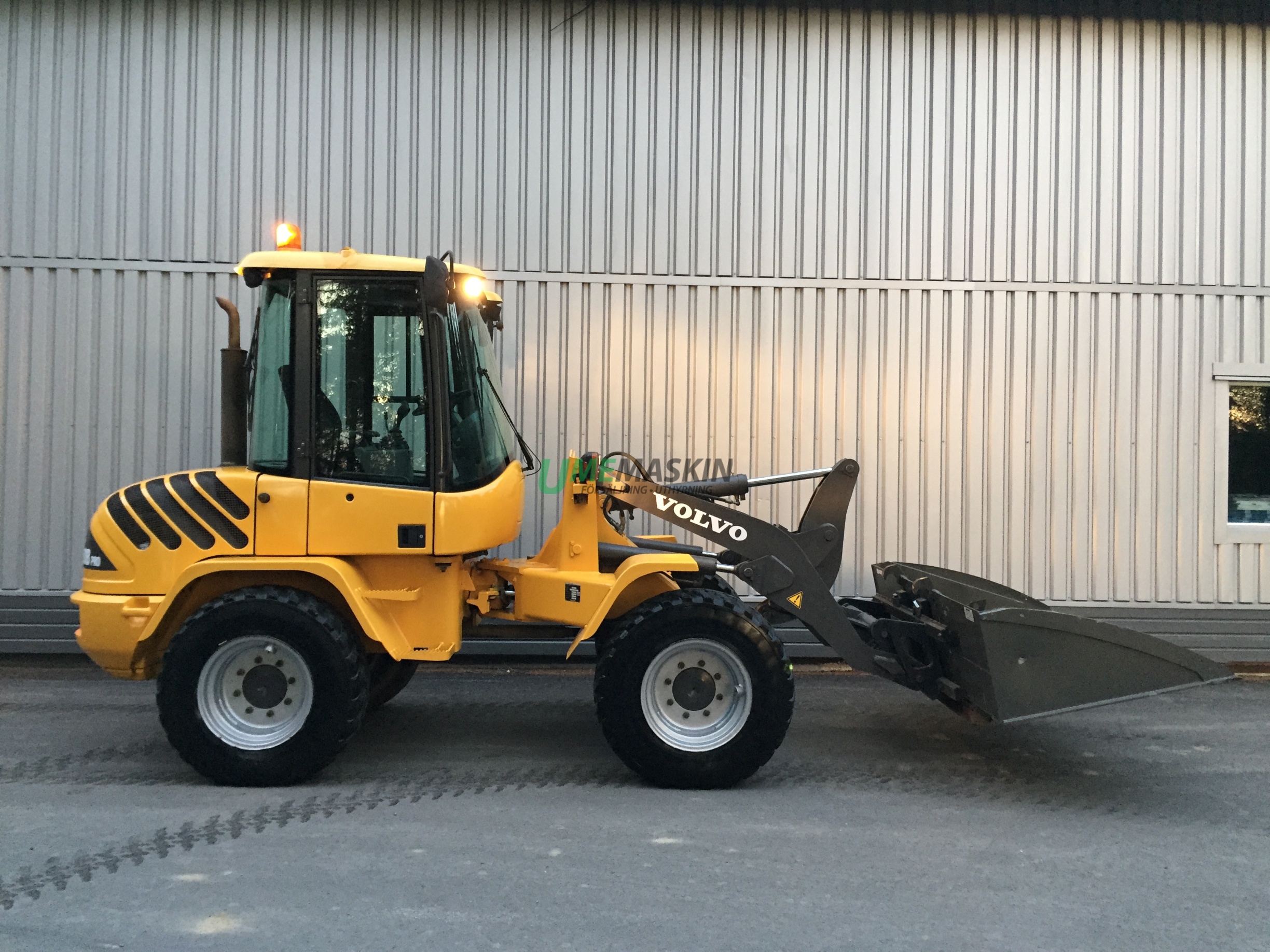 Volvo L30B Pro -06