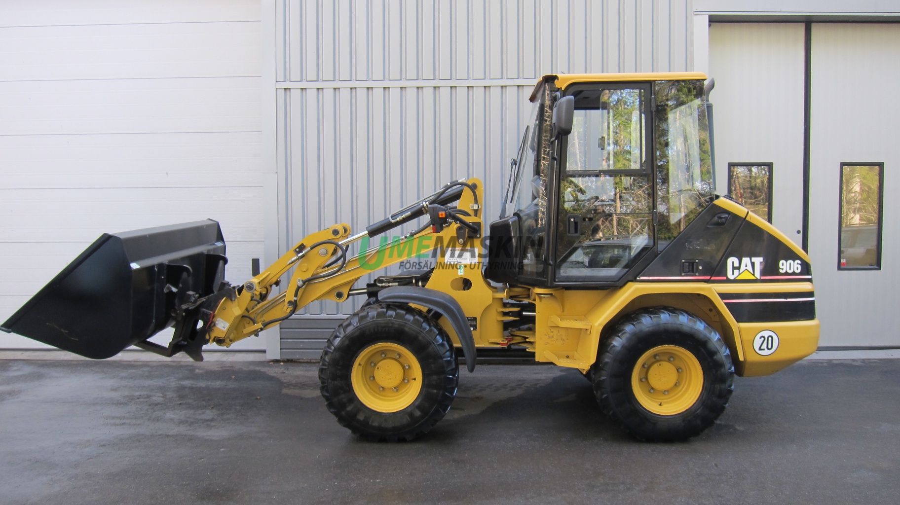 Cat 906 -03