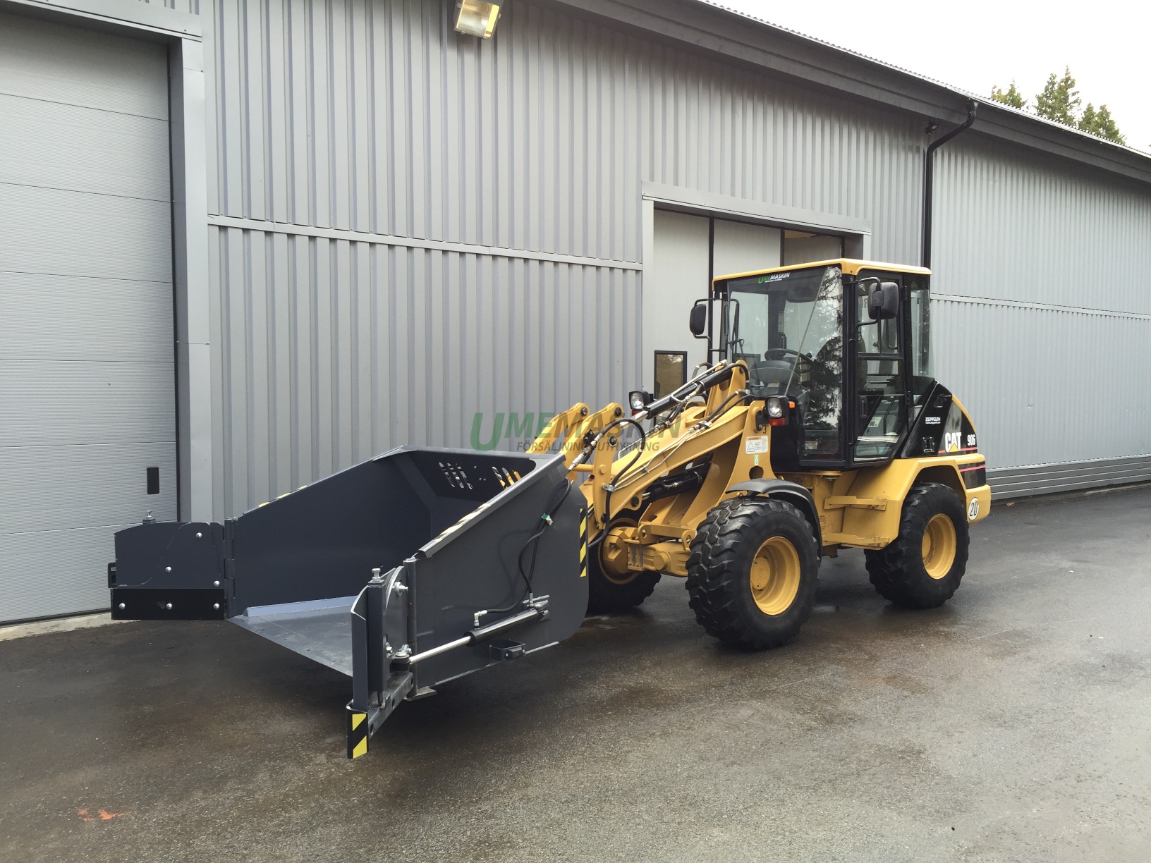 Cat 906 -04