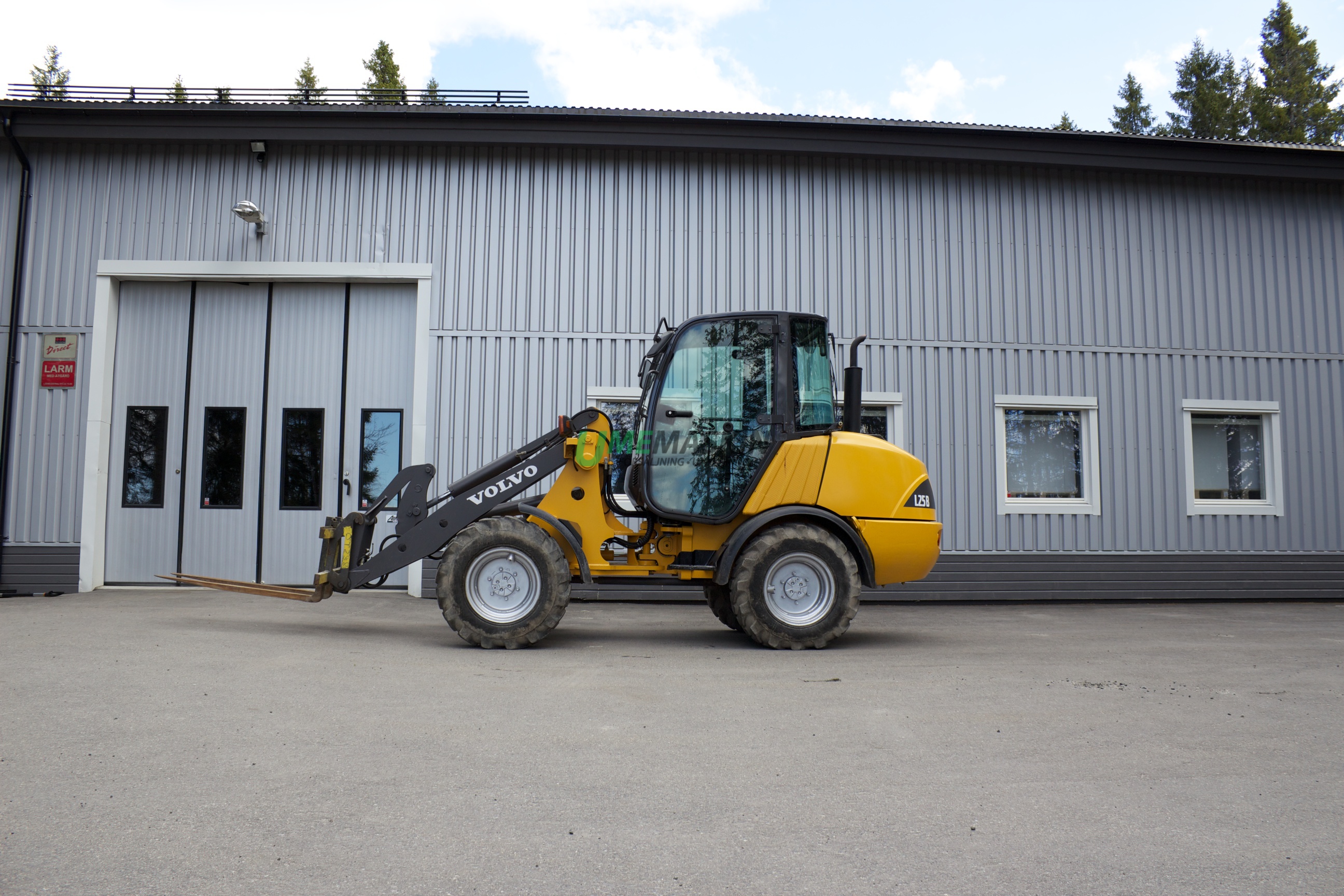 Volvo L25B -02