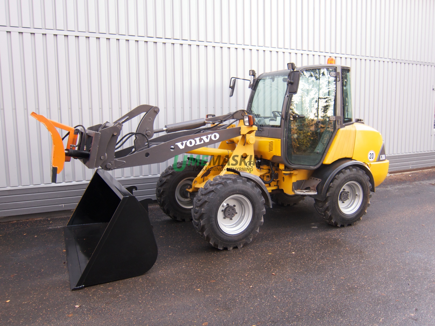 Volvo L20B -04