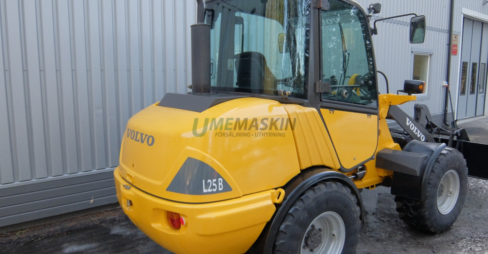 Bild på Volvo L25B -09