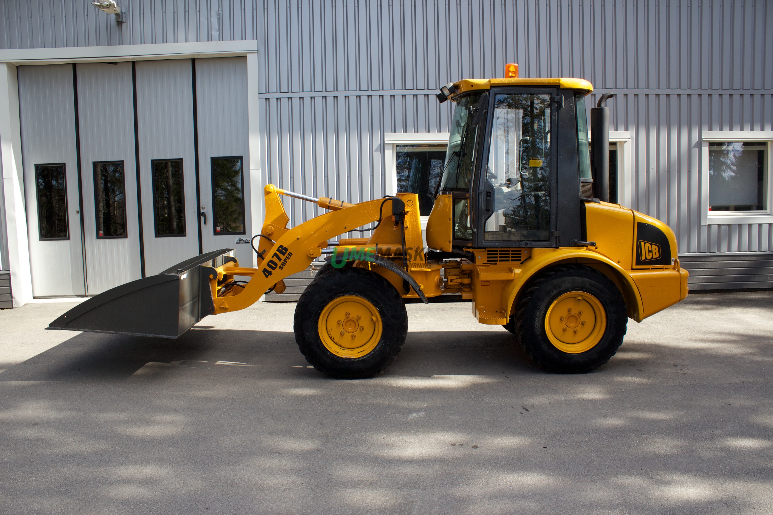 JCB 407 -00