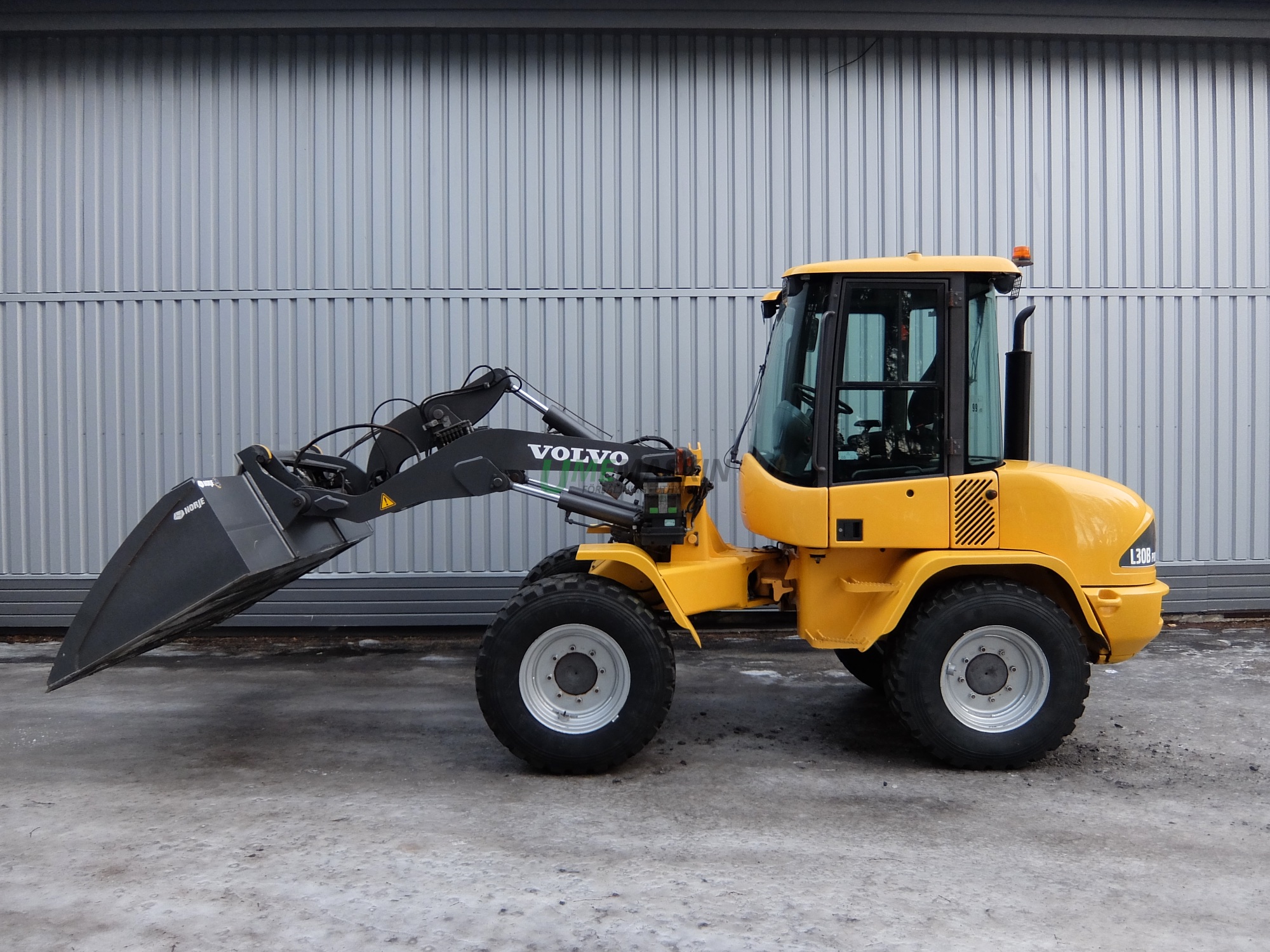 Volvo L30B Pro -12