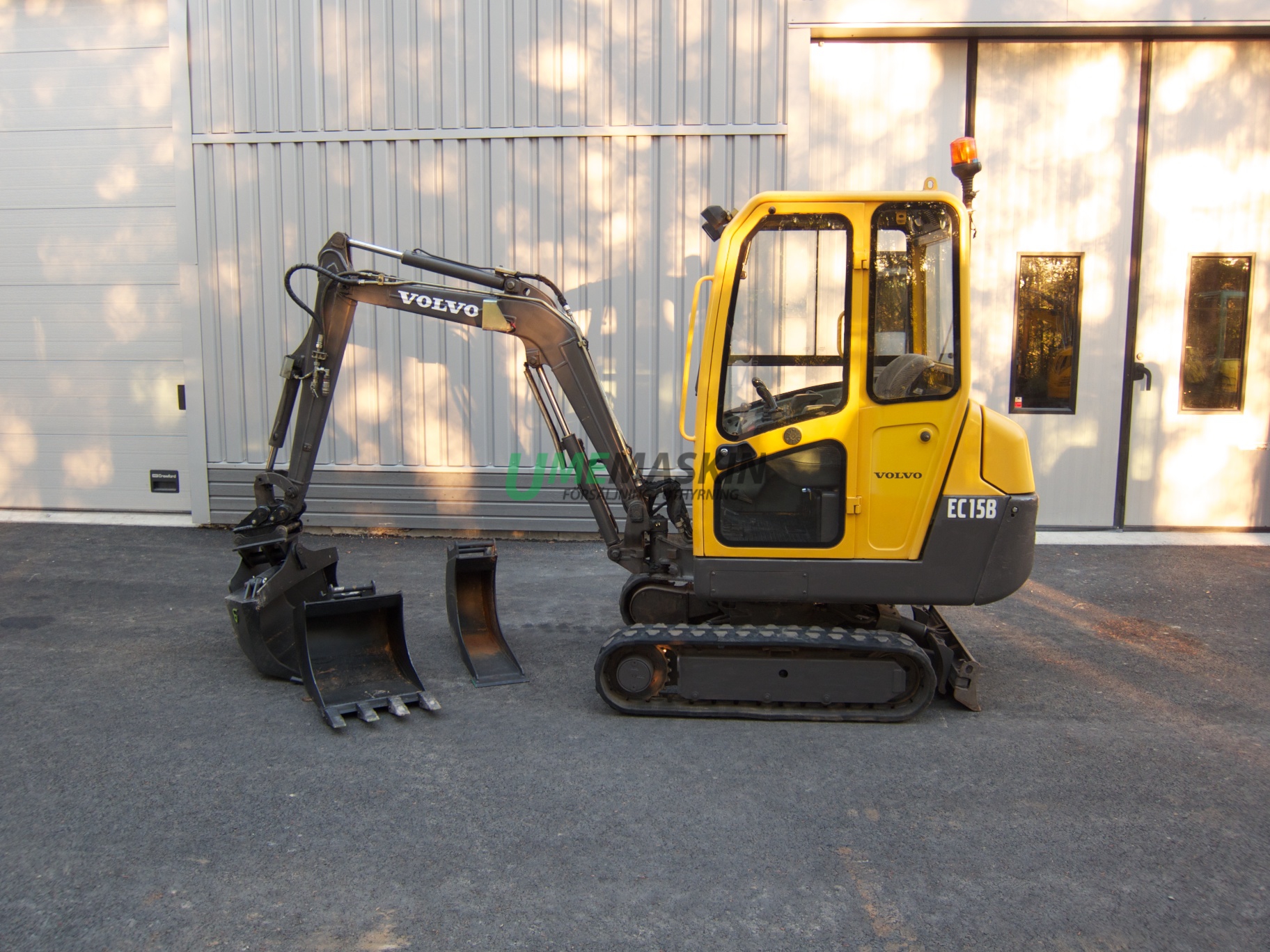Volvo EC15B XTV -06