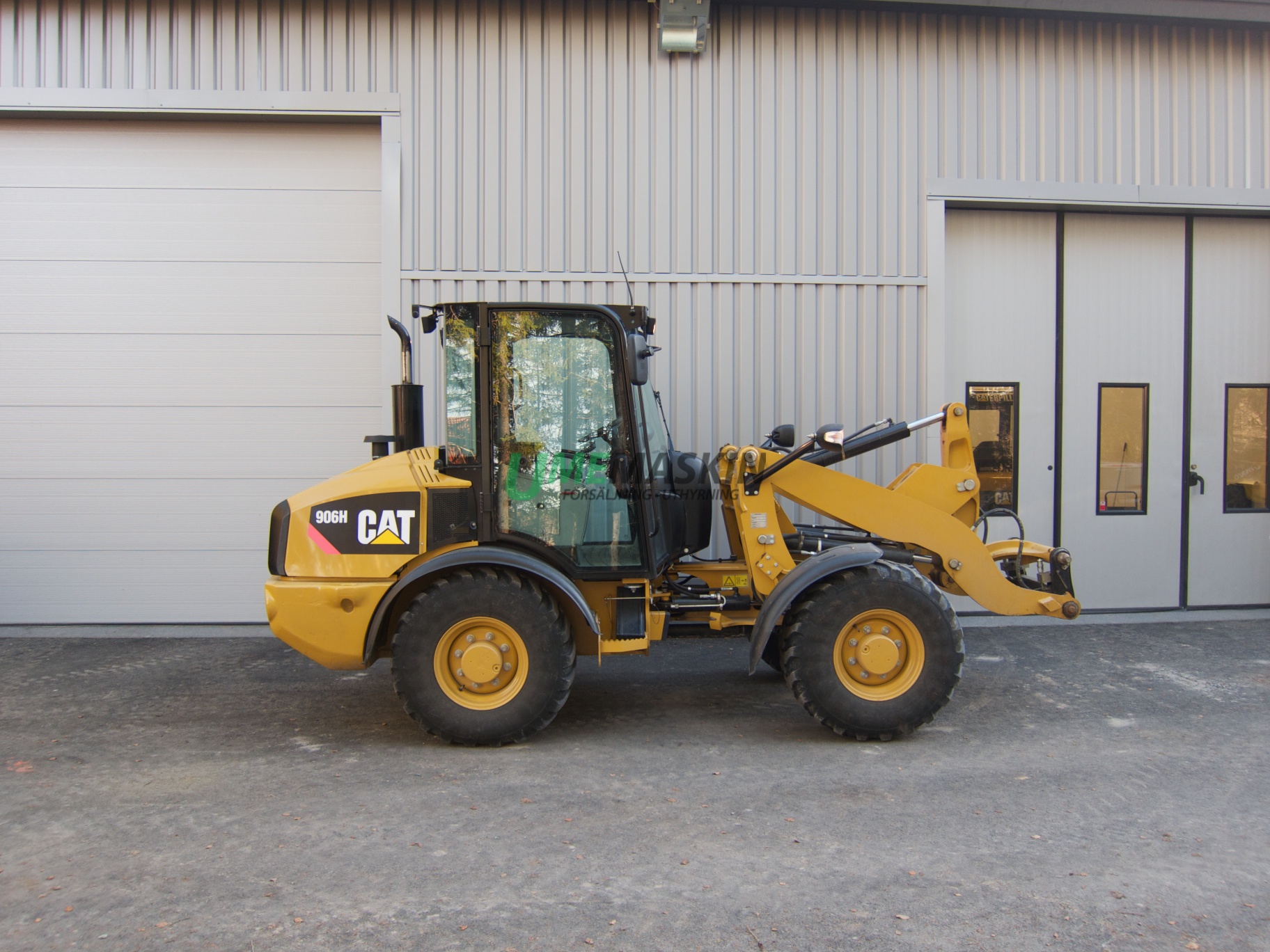 Cat 906H -10
