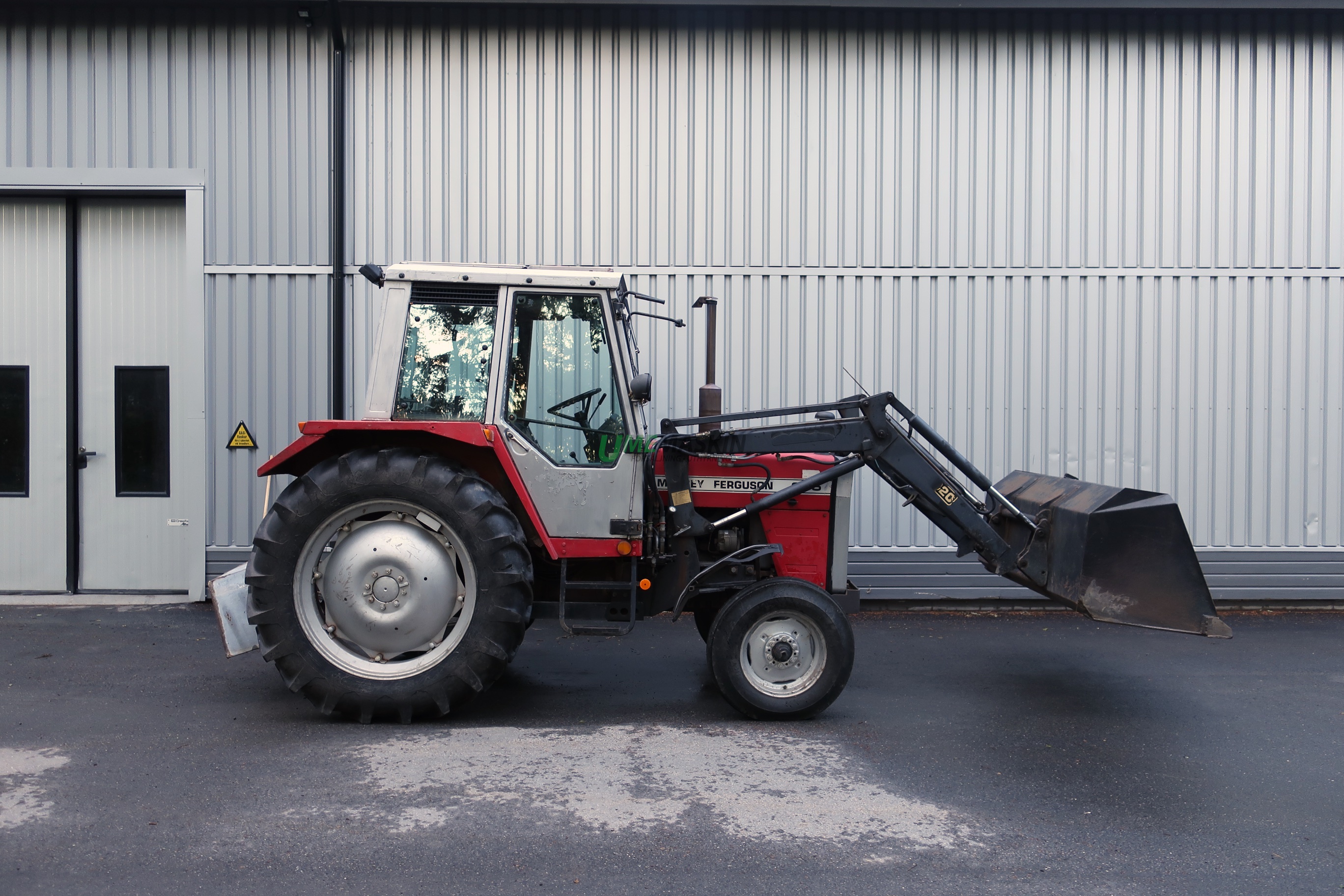 Massey Ferguson 675 -85