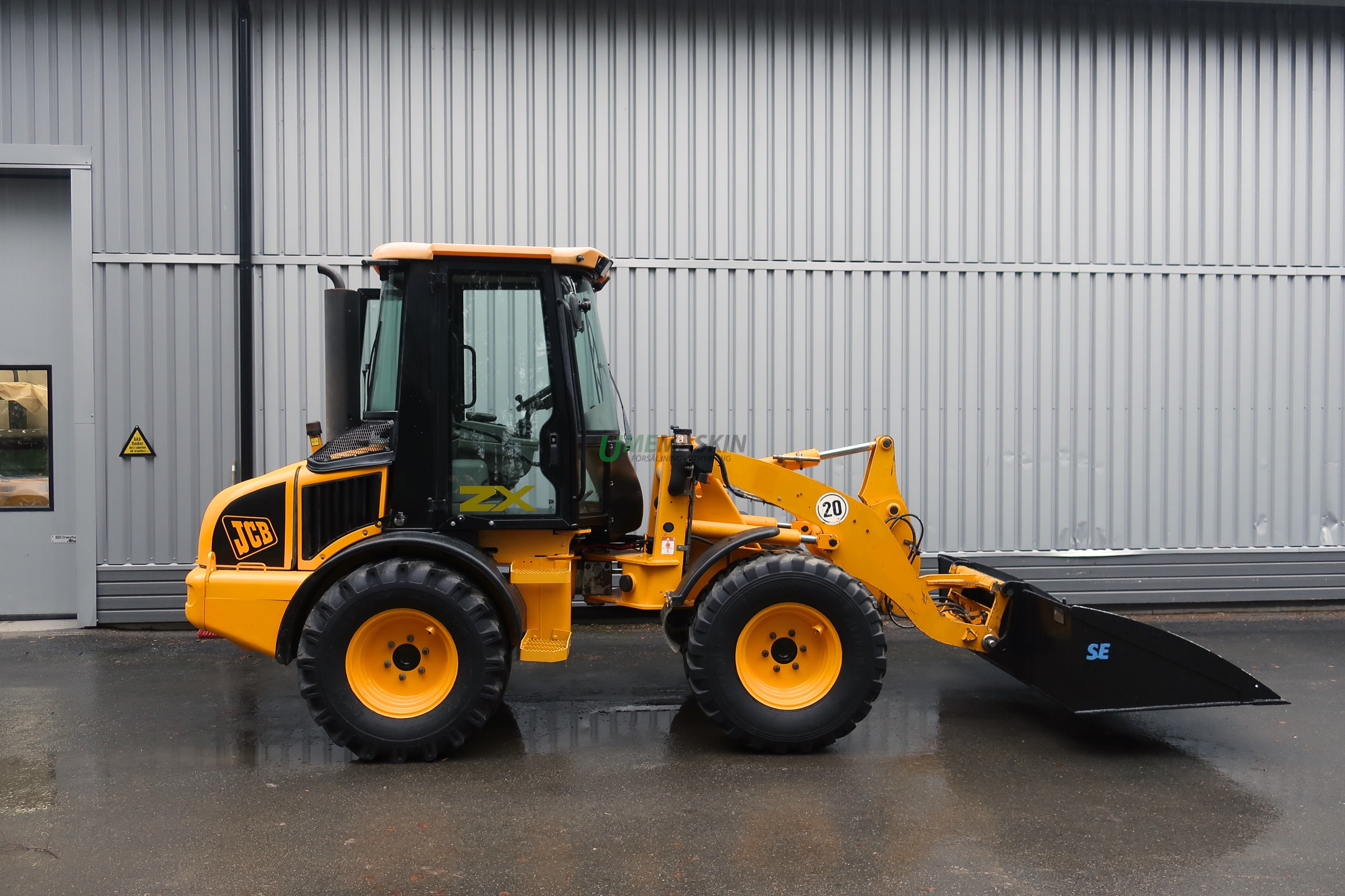 JCB 407 -04