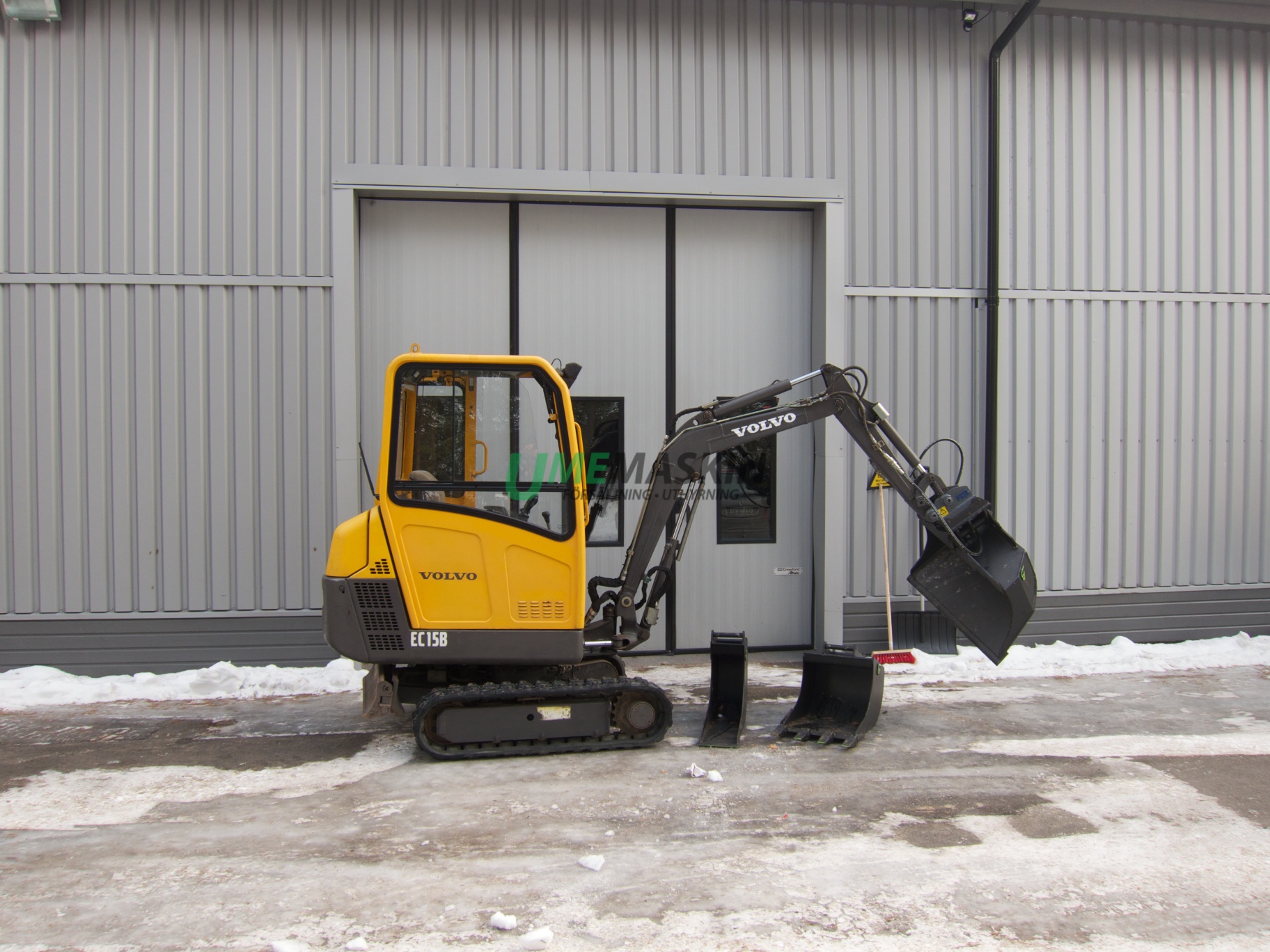 Volvo EC15B XTV -06