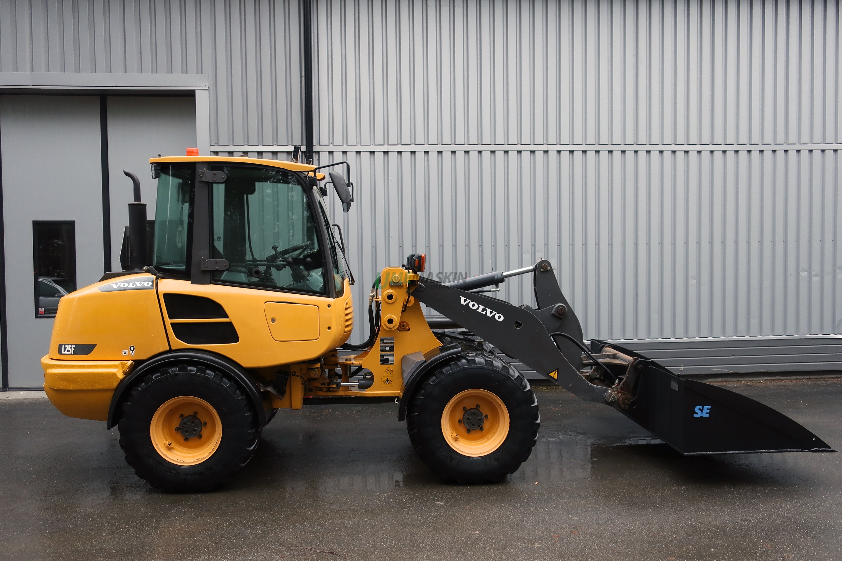 Volvo L25F -11