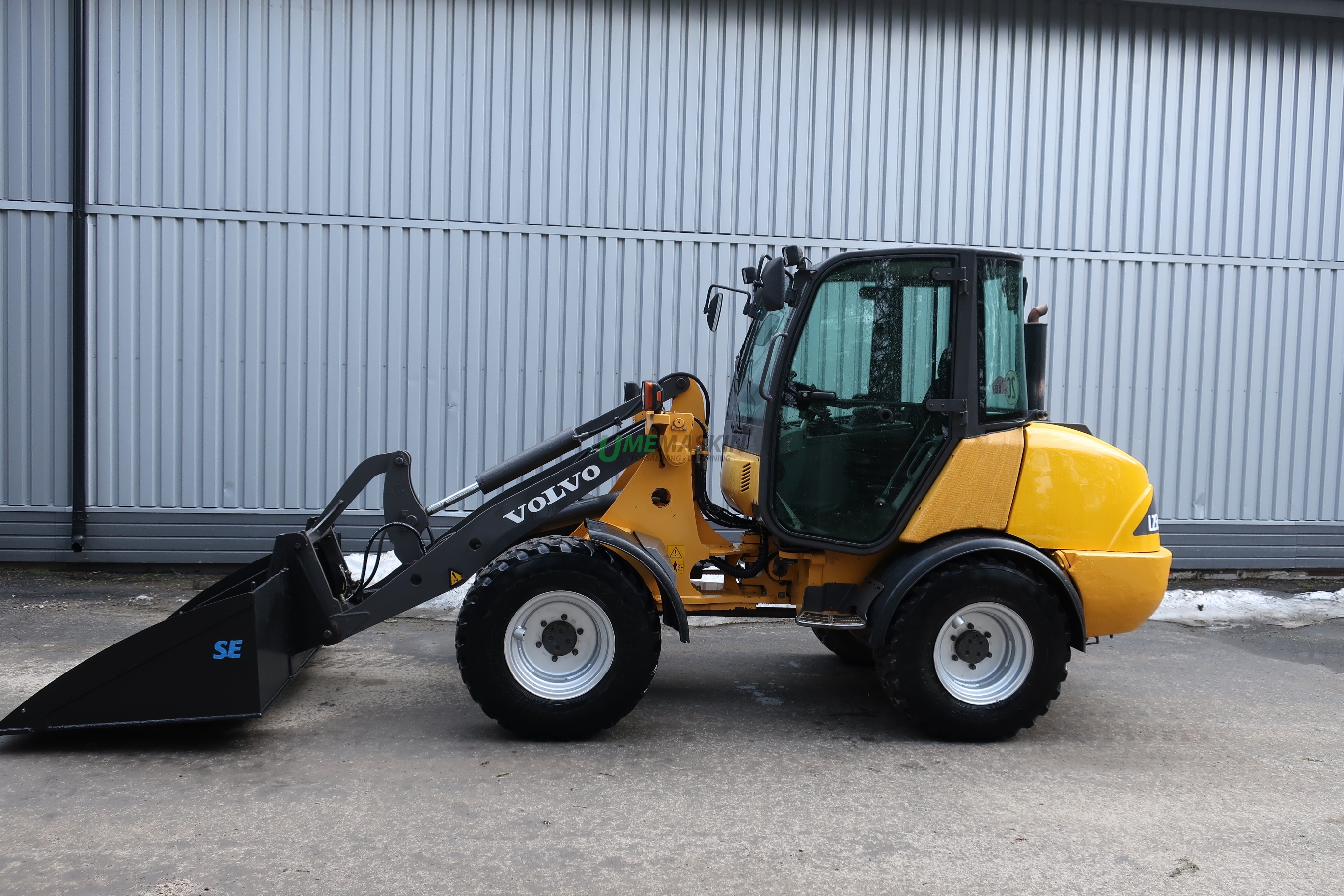 Volvo L25B -03