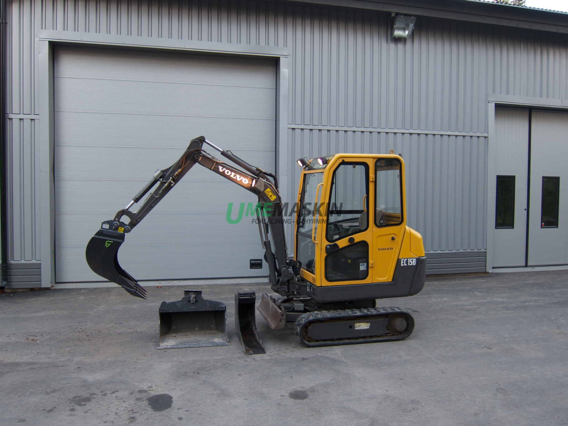 Volvo EC15 -06