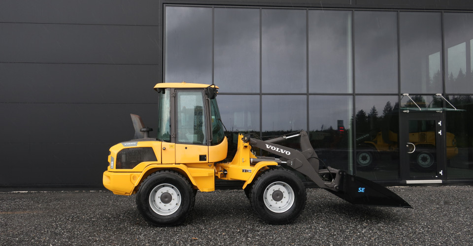 Bild på Volvo L30G -17