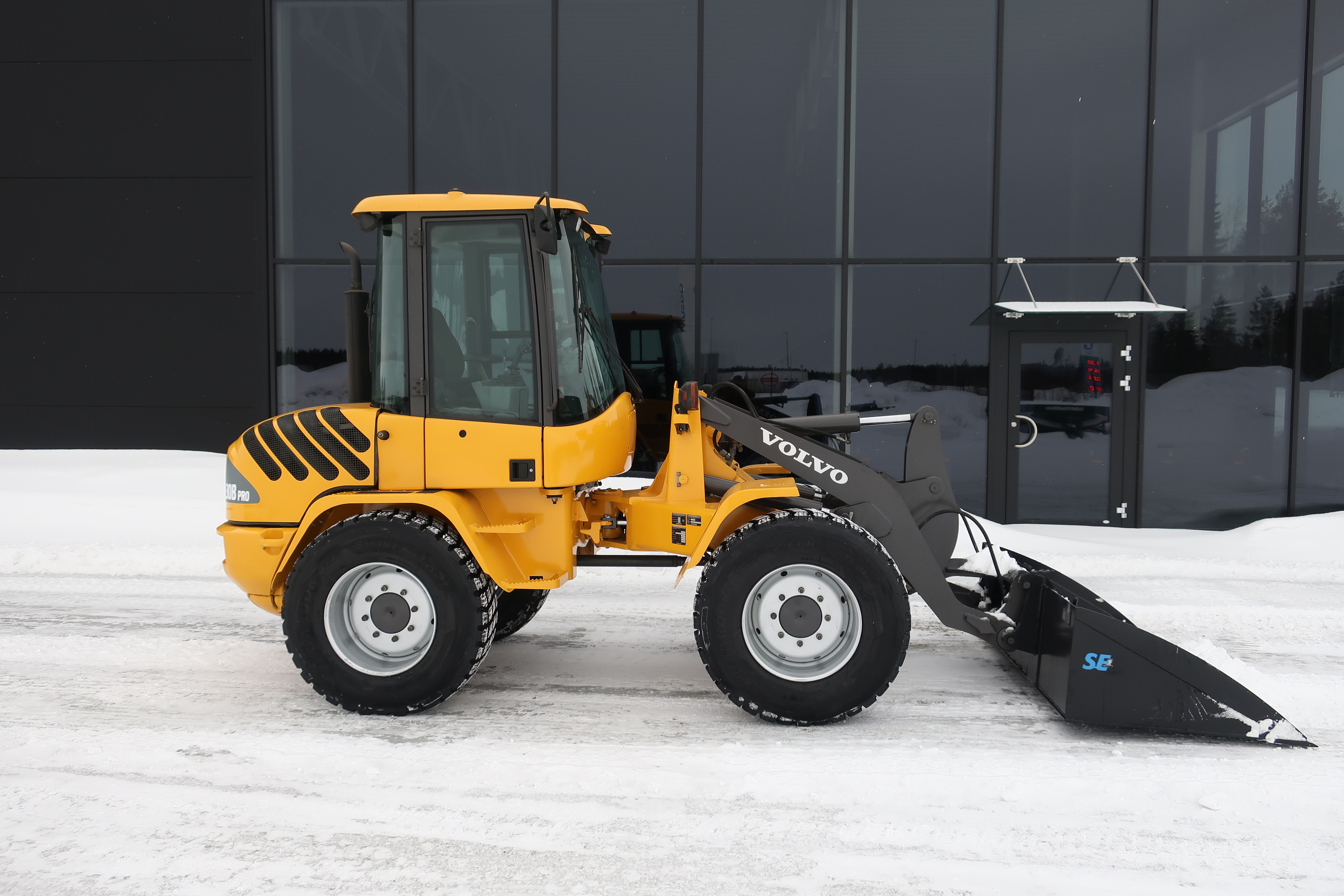 Volvo L30B Pro -08