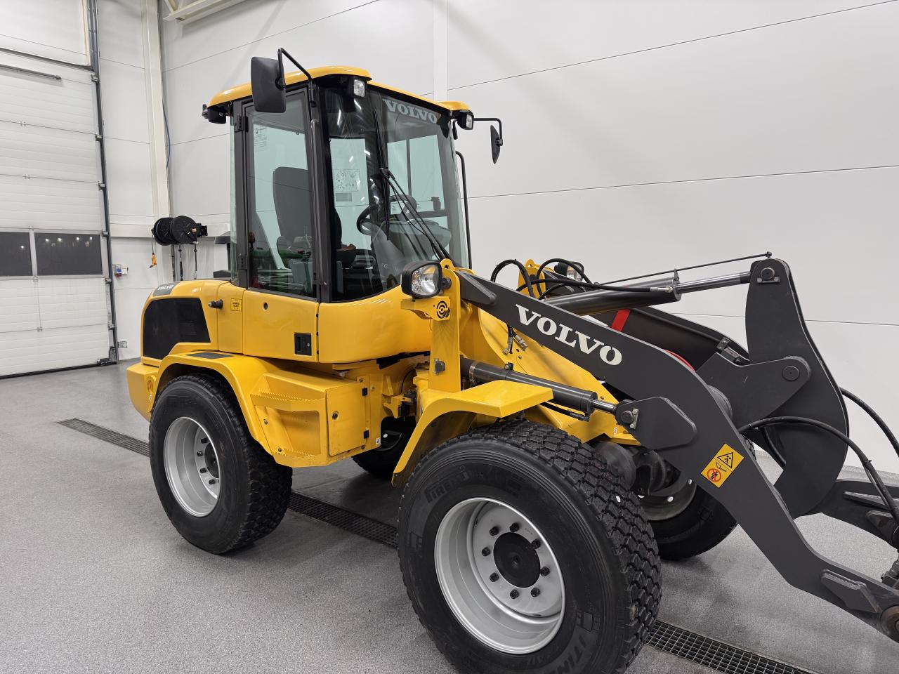 Bild på Volvo L30g med redskap