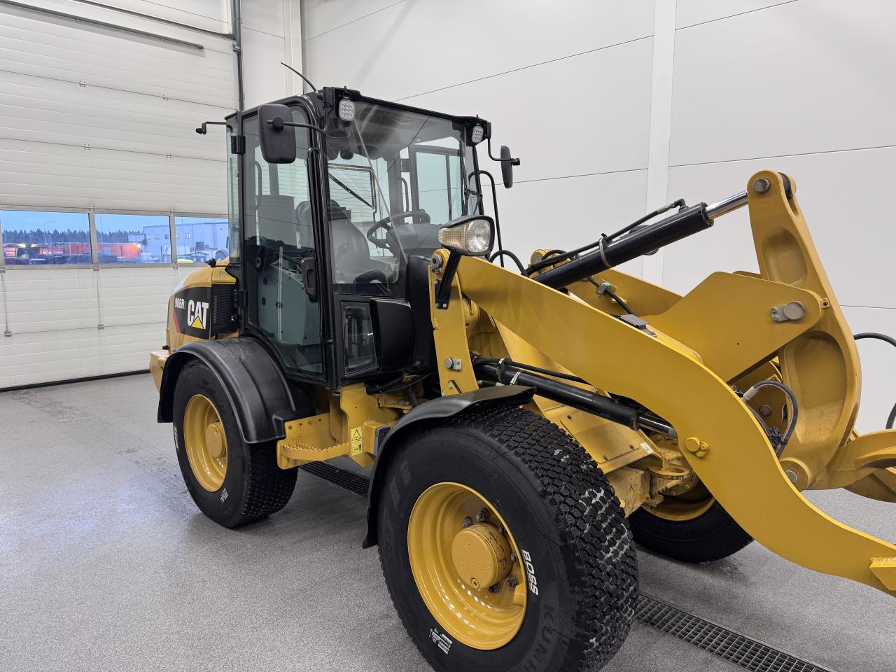 Bild på Cat 906H2. Snabbgående