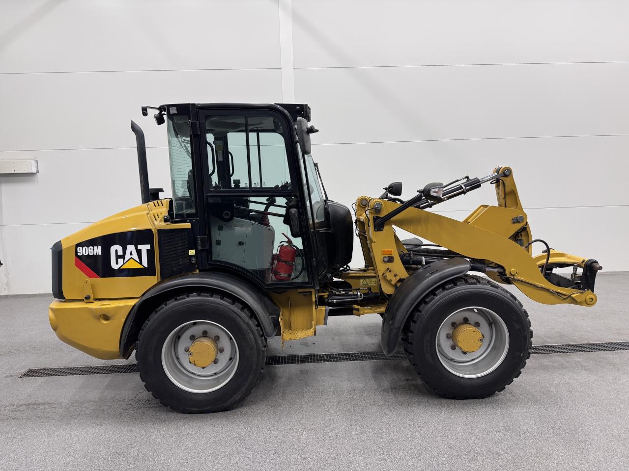 Cat 906M Snabbgående