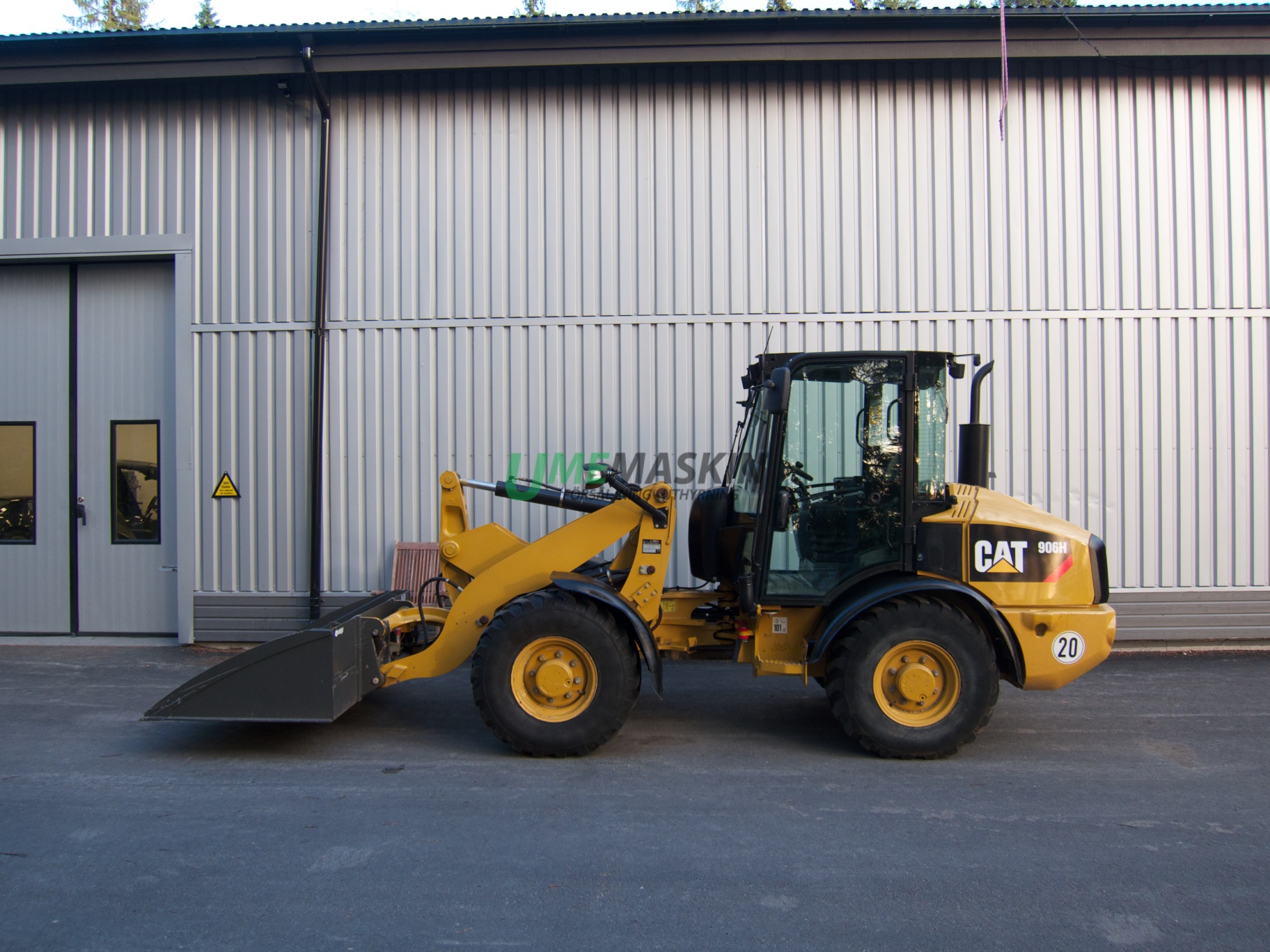 Cat 906H -08