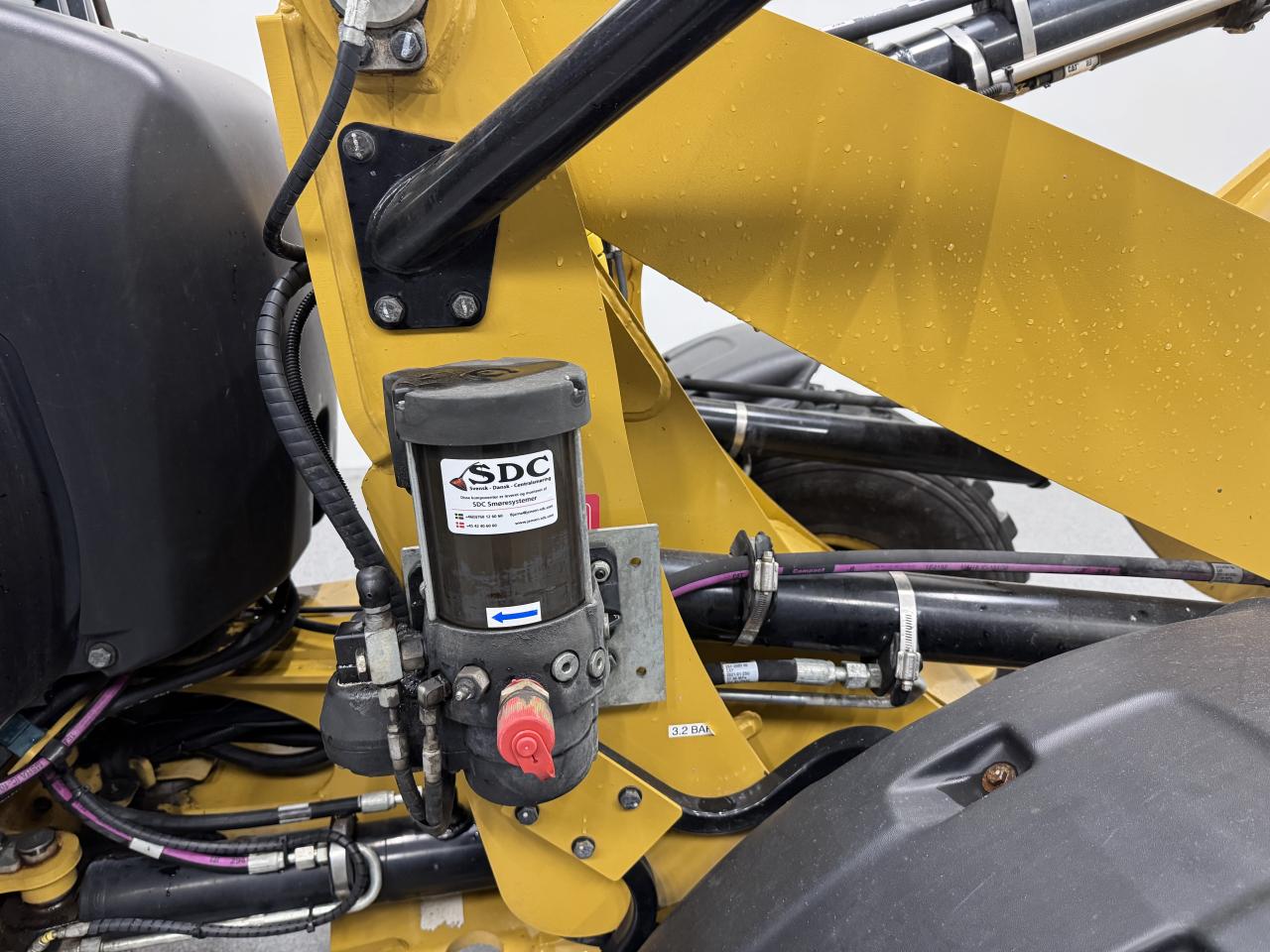 Bild på Cat 906M Snabbgående med Centralsmörj