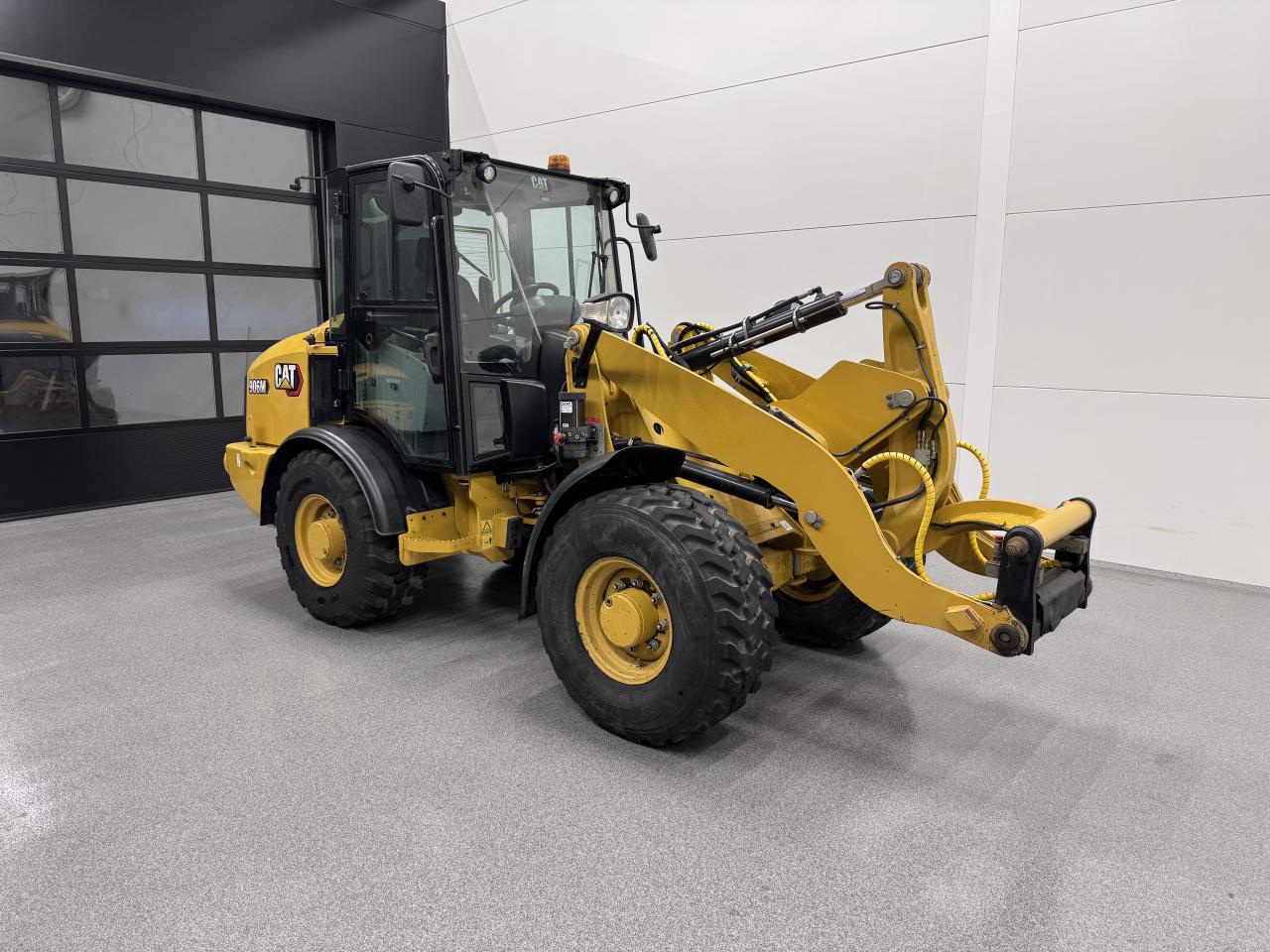 Bild på Cat 906M Snabbgående med Centralsmörj