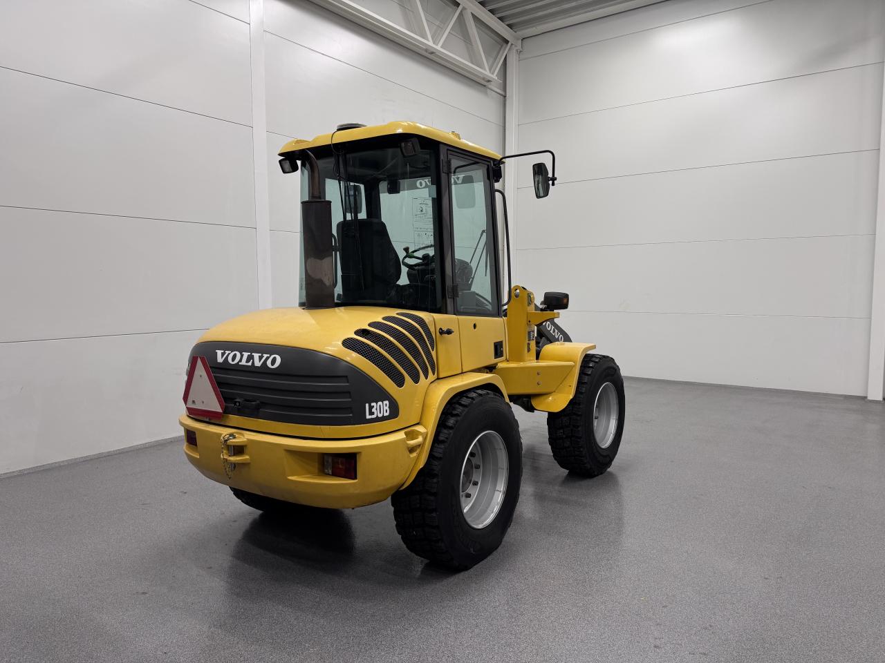 Bild på Volvo L30B Med nya snödäck