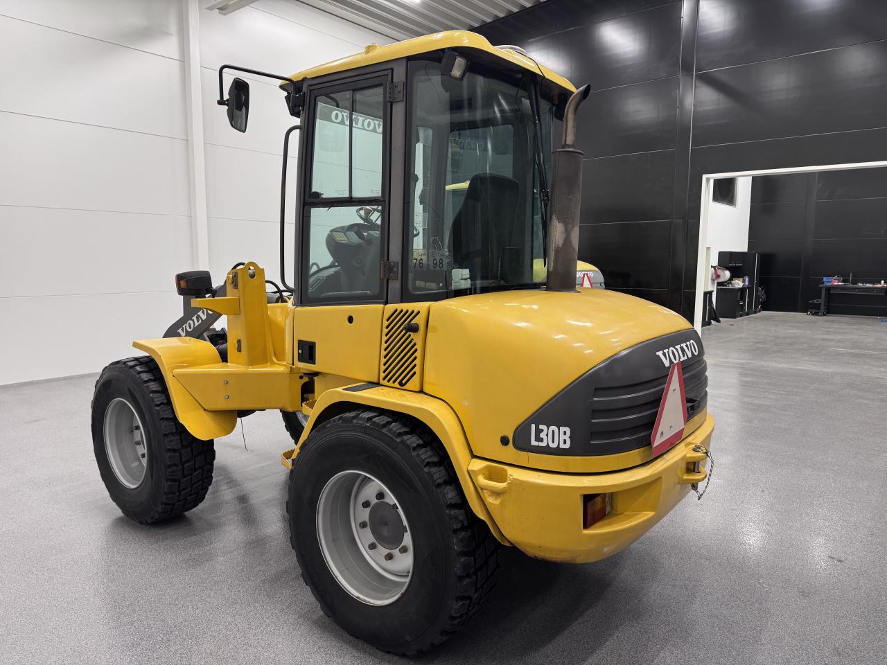 Bild på Volvo L30B Med nya snödäck