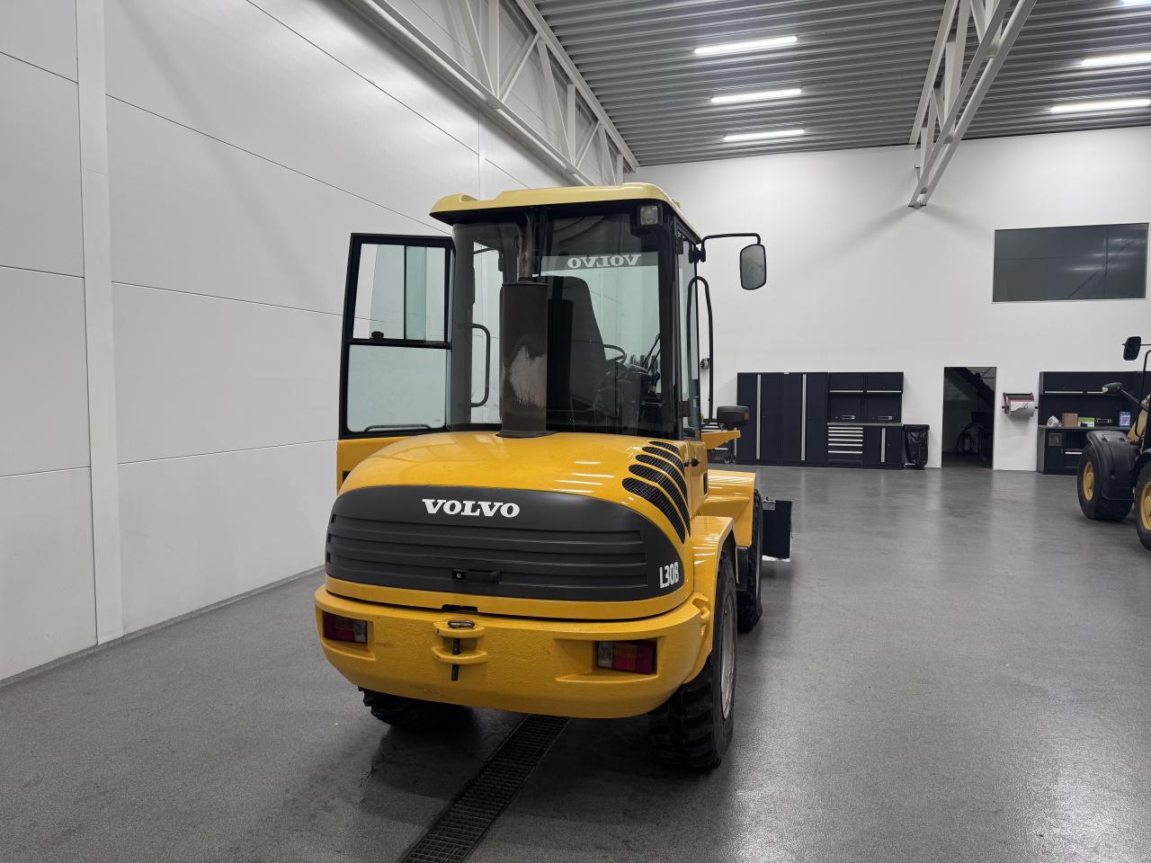 Bild på Volvo L30B med ny planerskopa