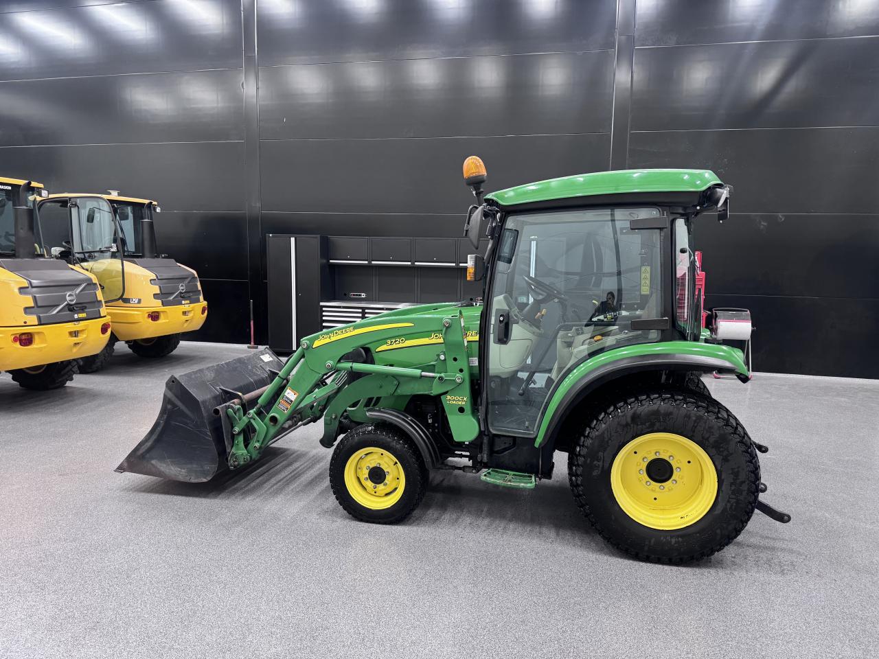 Bild på John Deere 3720