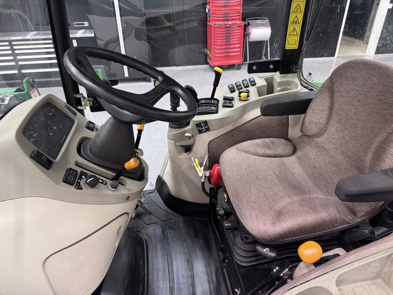 Bild på John Deere 3720