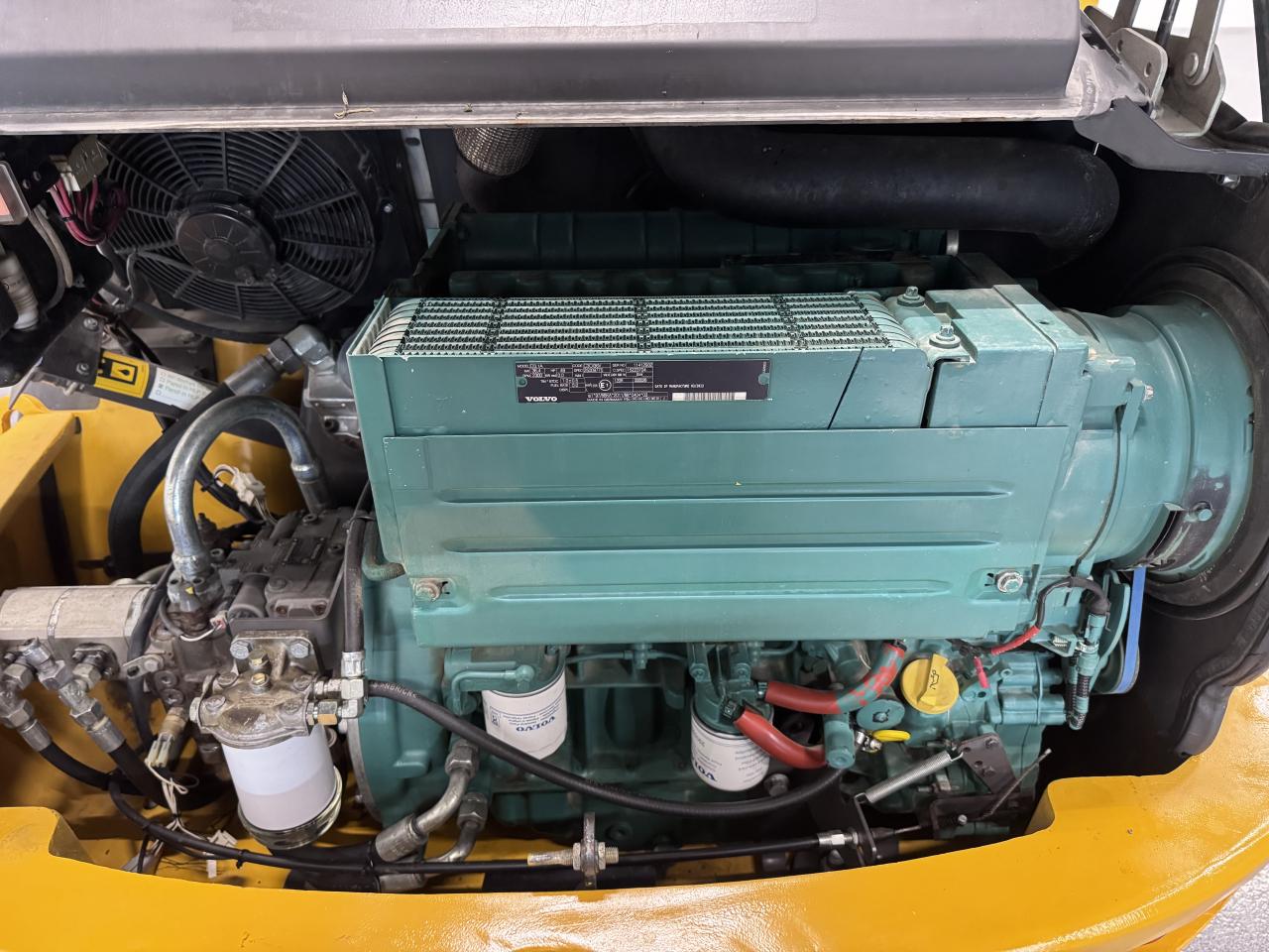 Bild på Volvo L25F med redskap