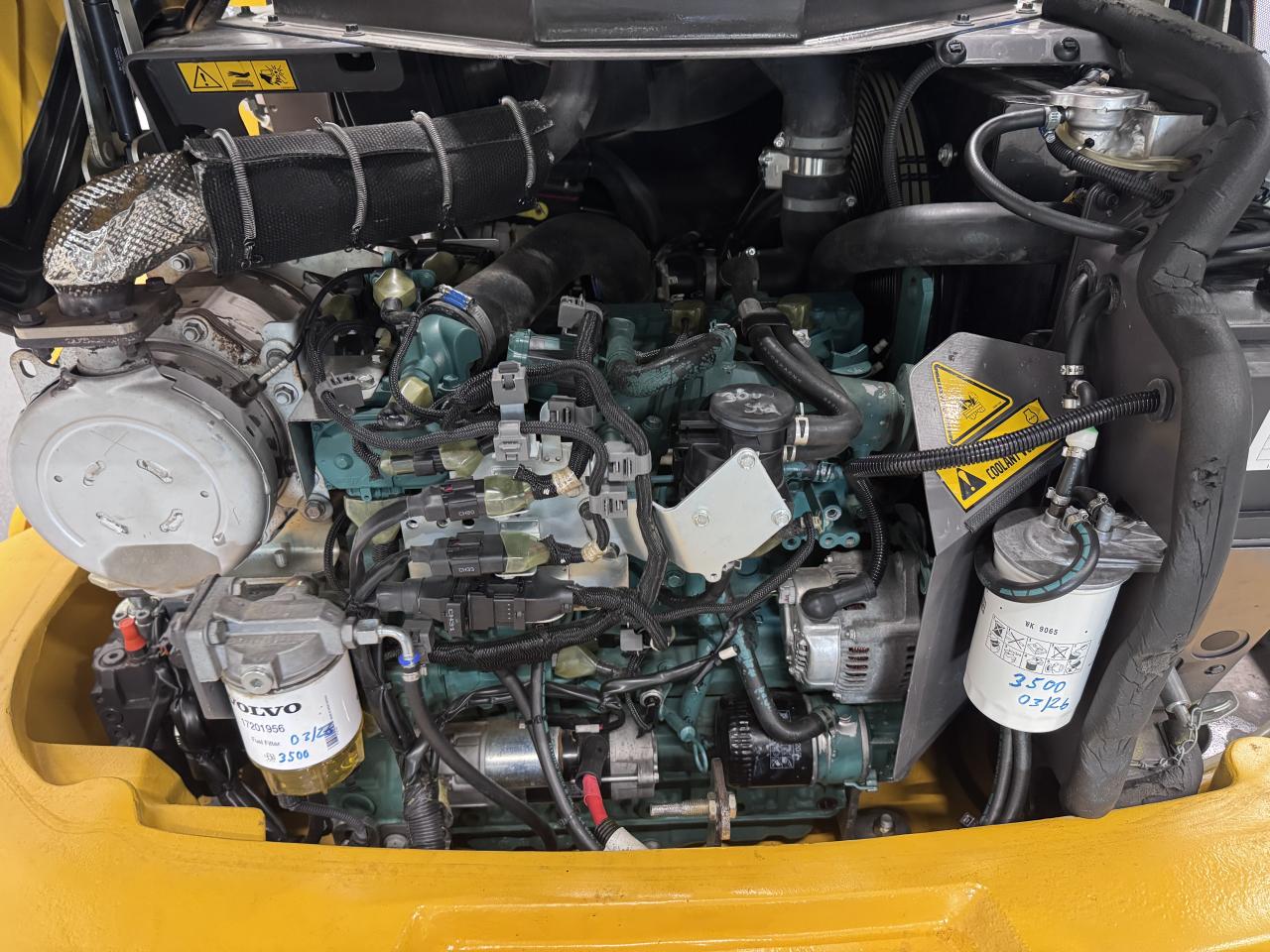 Bild på Volvo L30G med nya snödäck