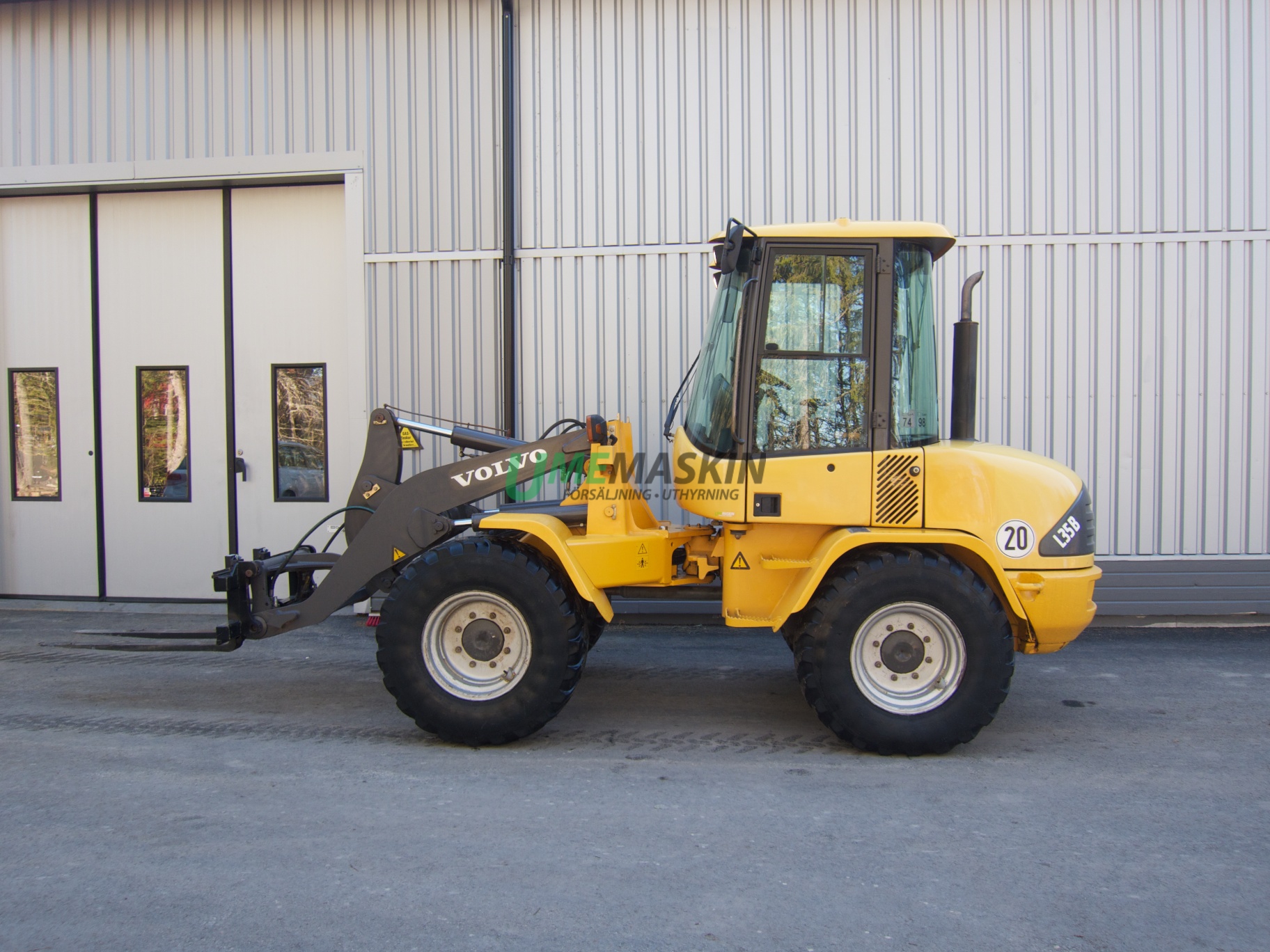 Volvo L35B -01