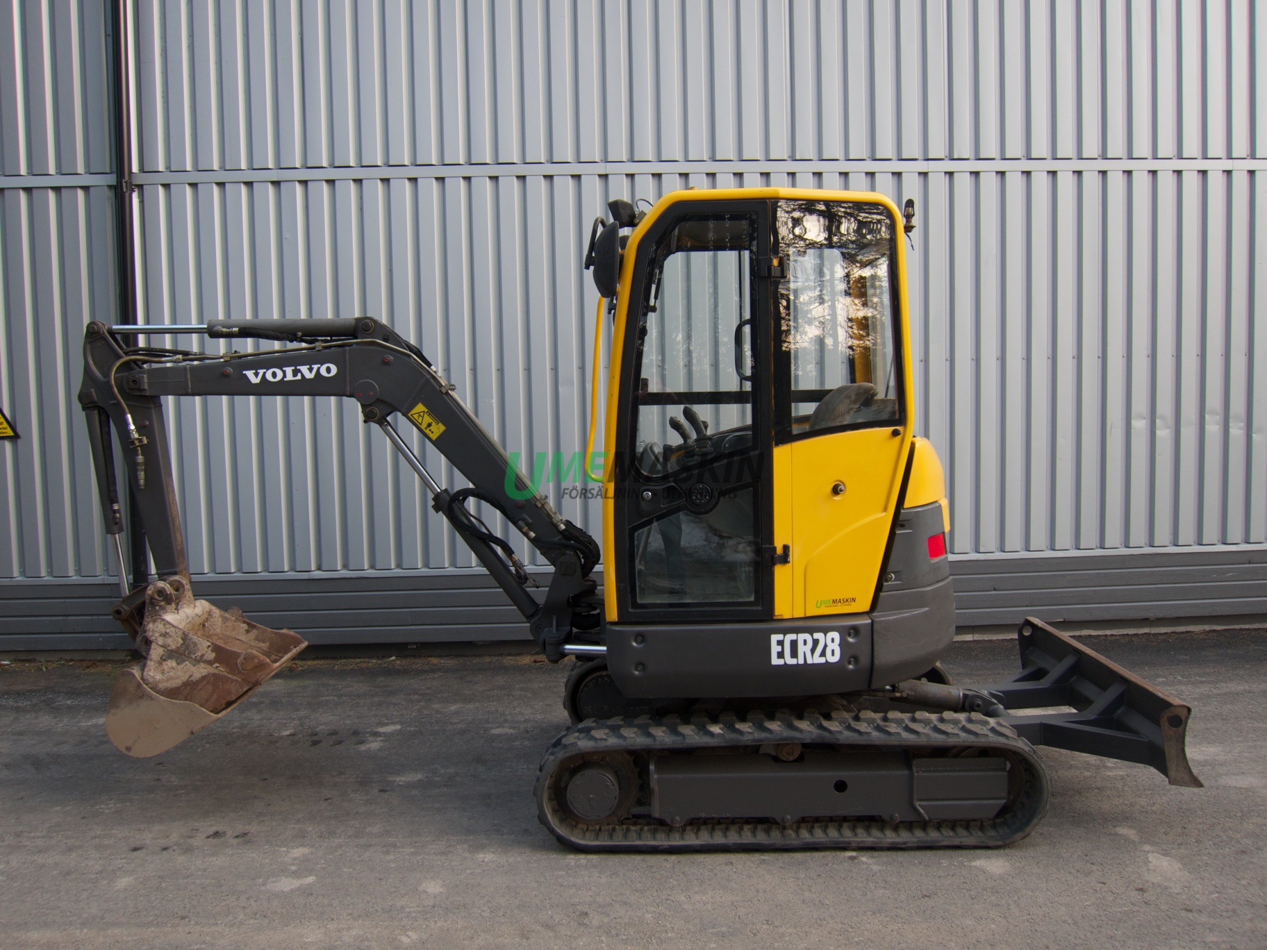 Volvo ECR28 -06
